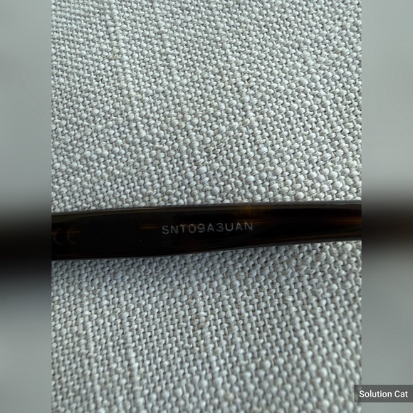 Gucci GG0022S Tortoiseshell Oversized Square Sunglasses - Picture 7 of 10